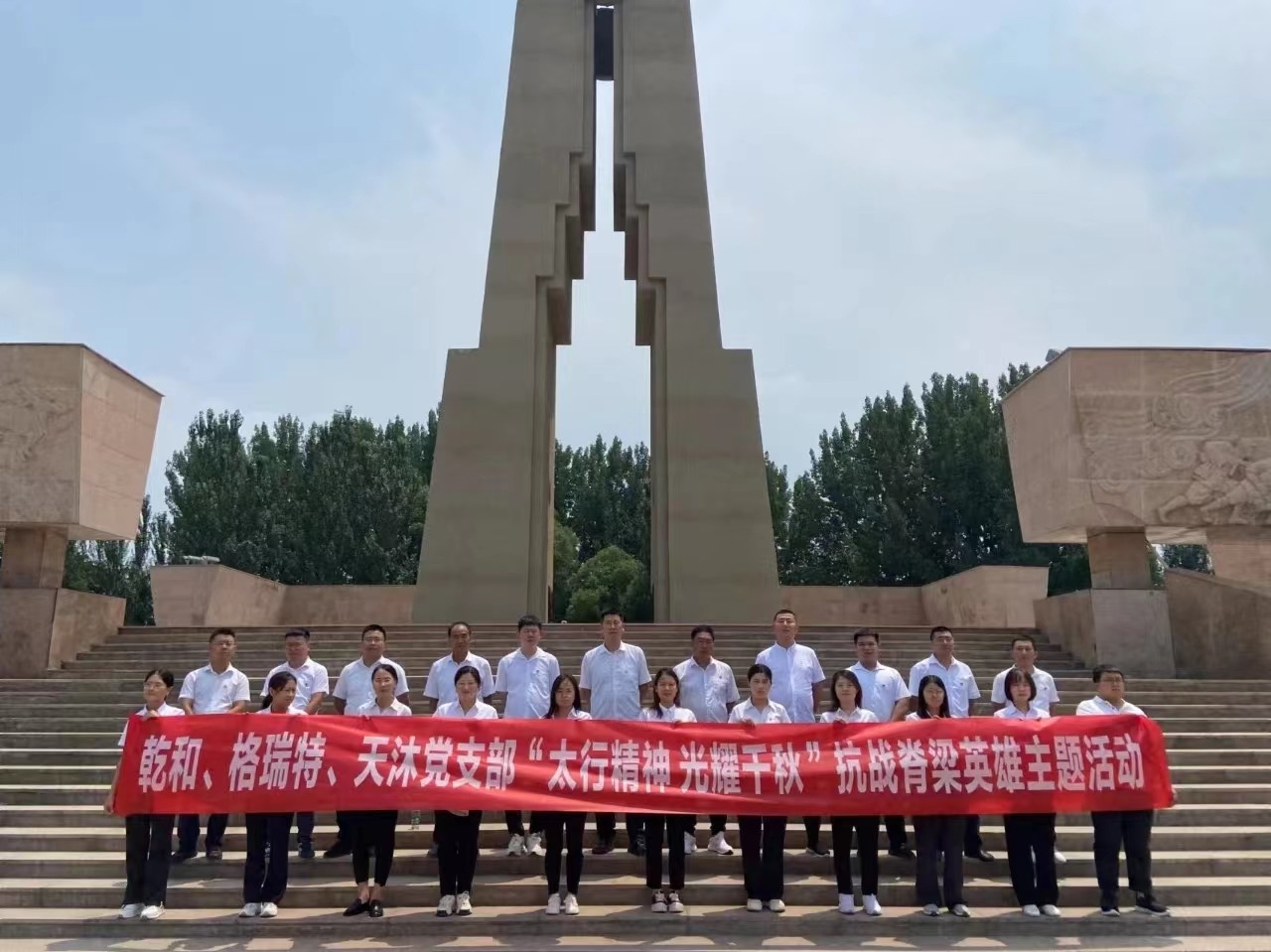 17206857983867.jpg 609693685654501289.jpg